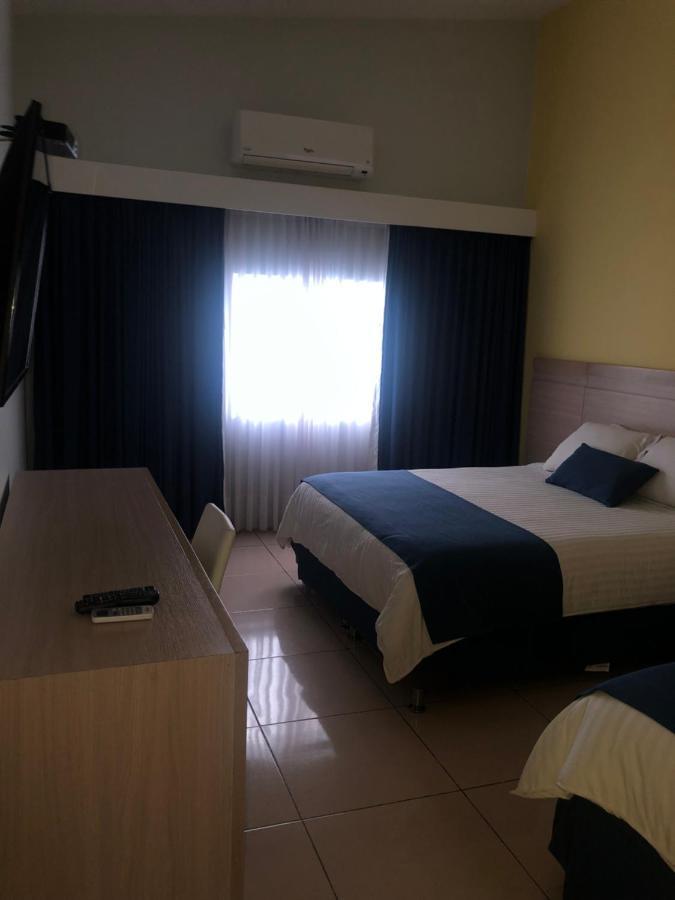 Hostel Paradise St Santa Marta  Exterior photo